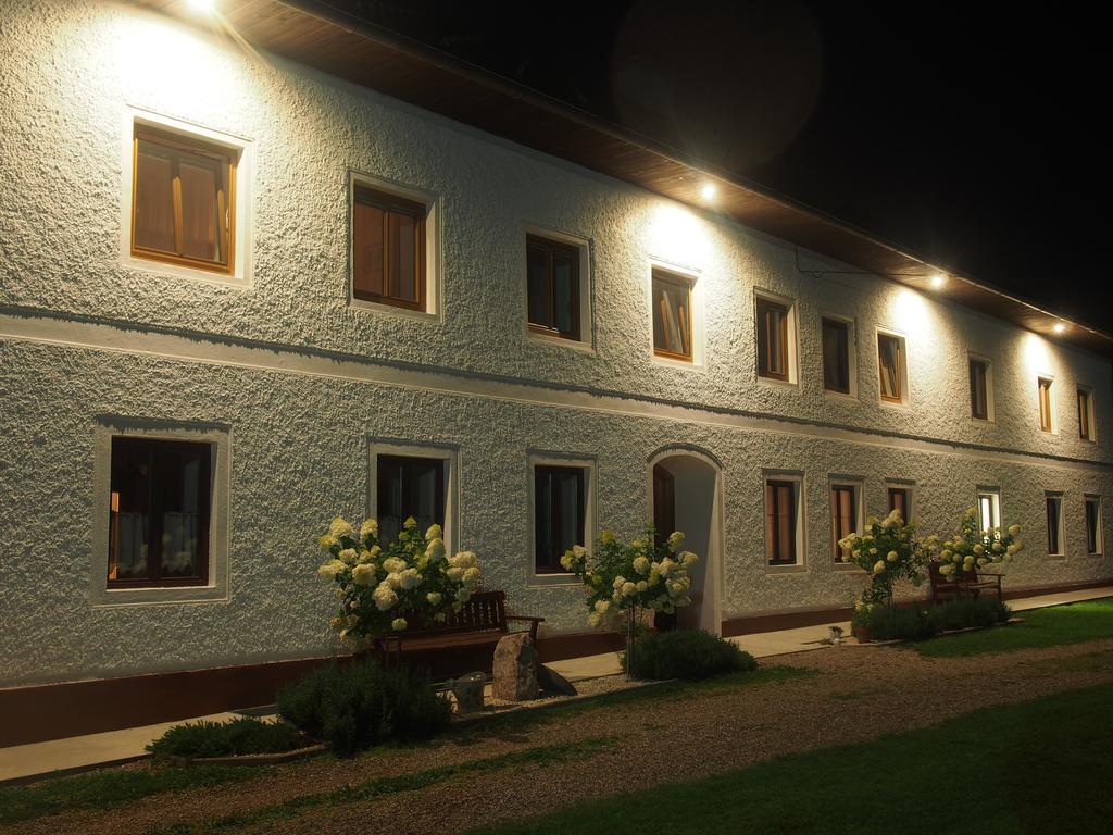 Auszeit Am Ziegenhof Nur Fuer Erwachsene Lägenhet Schlierbach Exteriör bild